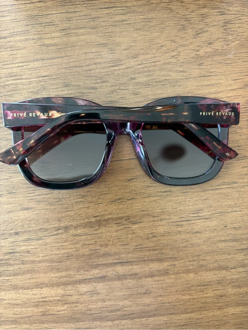 Prive Revaux The Classic Polarized Sunglasses Purple Tortoise 54-22-150 w/ Case